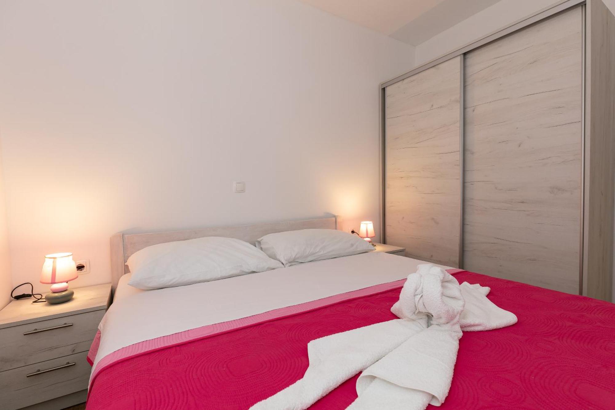 Hotel Camp Lana Drage Esterno foto